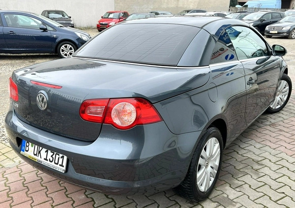 Volkswagen Eos cena 21900 przebieg: 195462, rok produkcji 2007 z Mrozy małe 596
